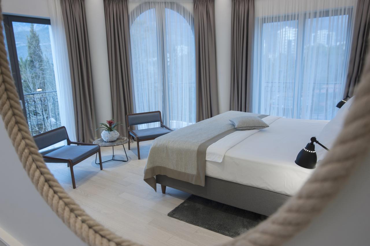 Hotel Majestic Будва Екстериор снимка